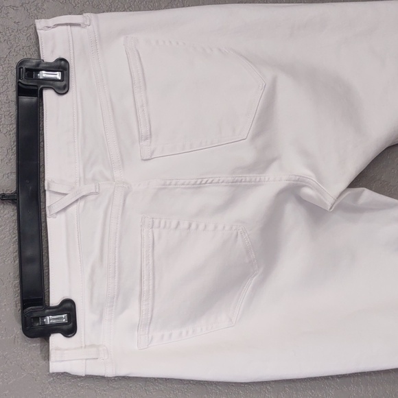 VINEYARD VINES JEANS. - Picture 5 of 17